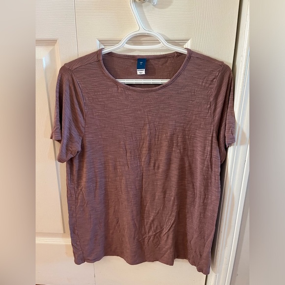 Old Navy size medium dusty, rose T-shirt - Picture 2 of 2